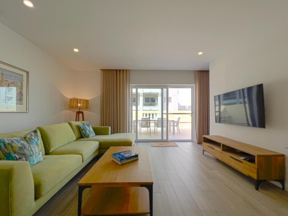Appartamento 21 Townhouse In St Julians San Giuliano Esterno foto